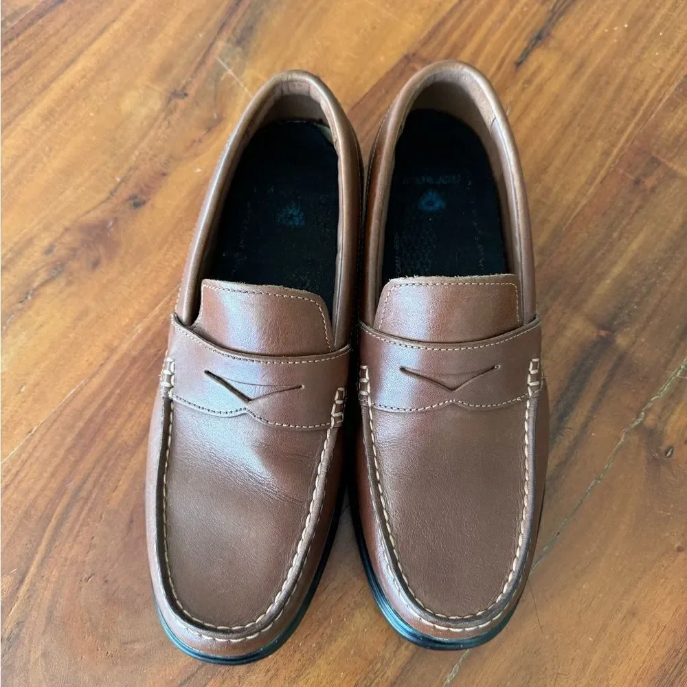 Cole Haan men santa